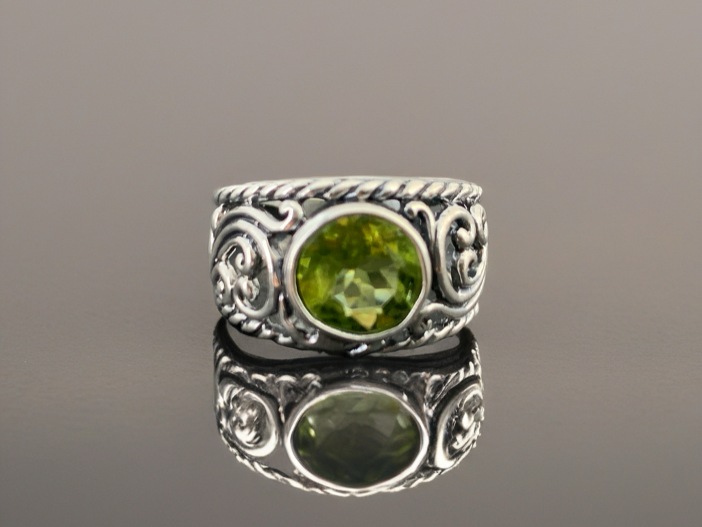 Sterling Silver Peridot Ring