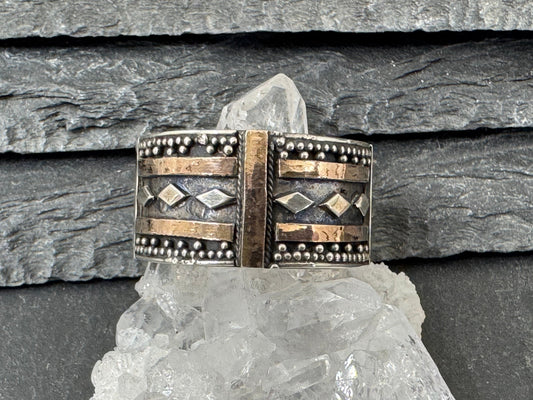 Tribal Path Strerling Silver Gold Platted ring 10US