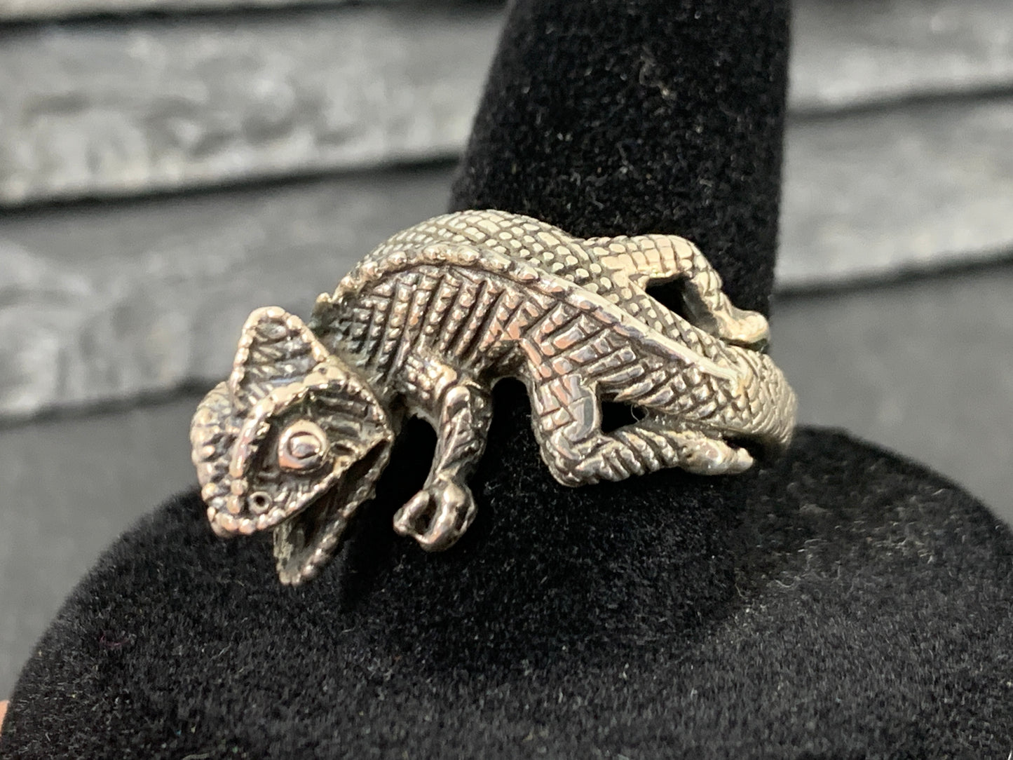 "Chameleon" Sterling Ring size 7US