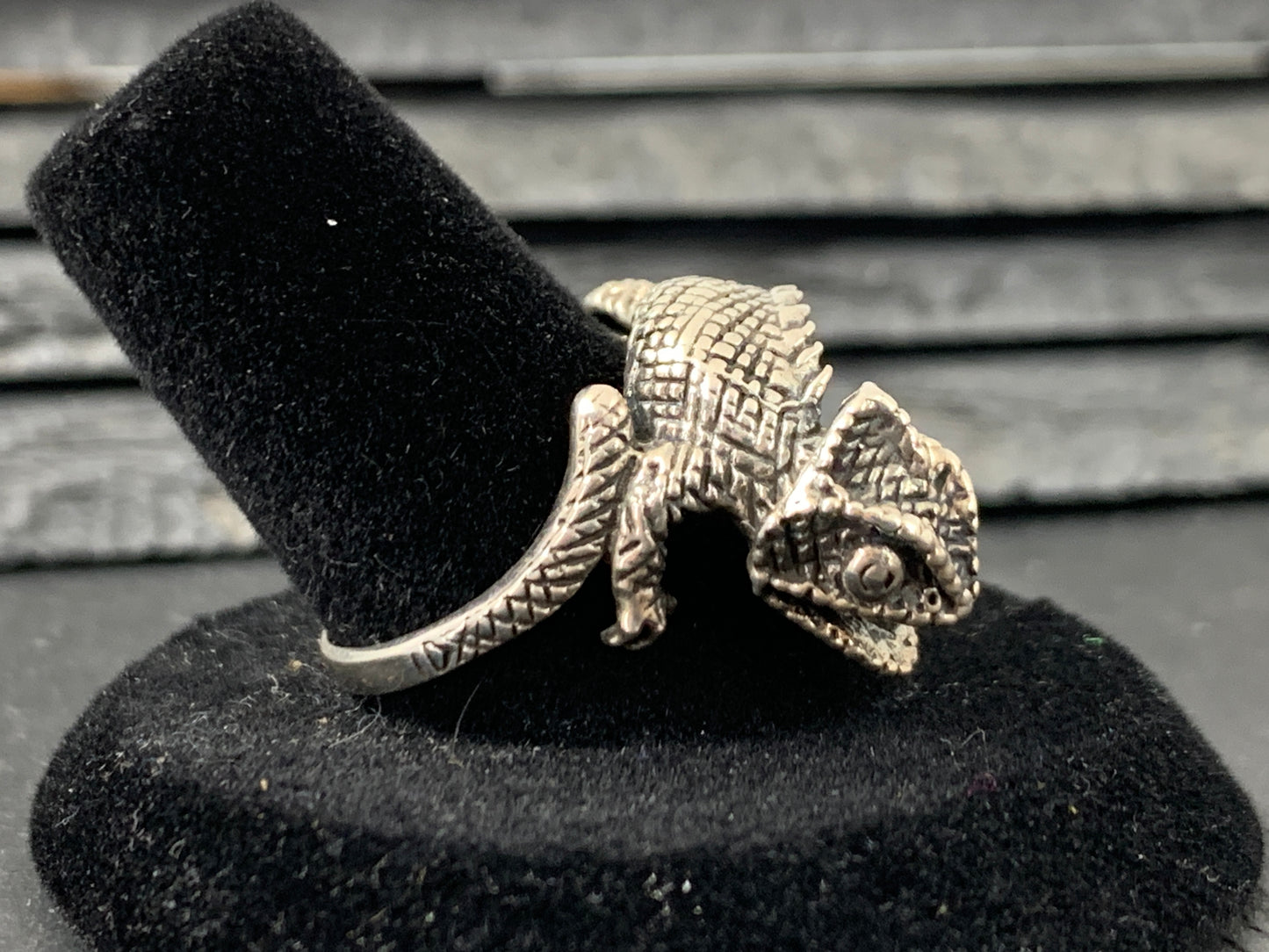 "Chameleon" Sterling Ring size 7US
