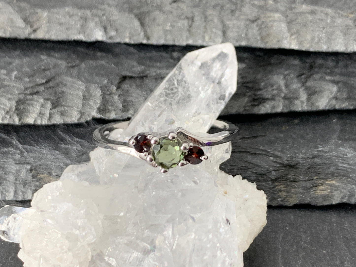 "Vega" - Moldavite & Garnet ring