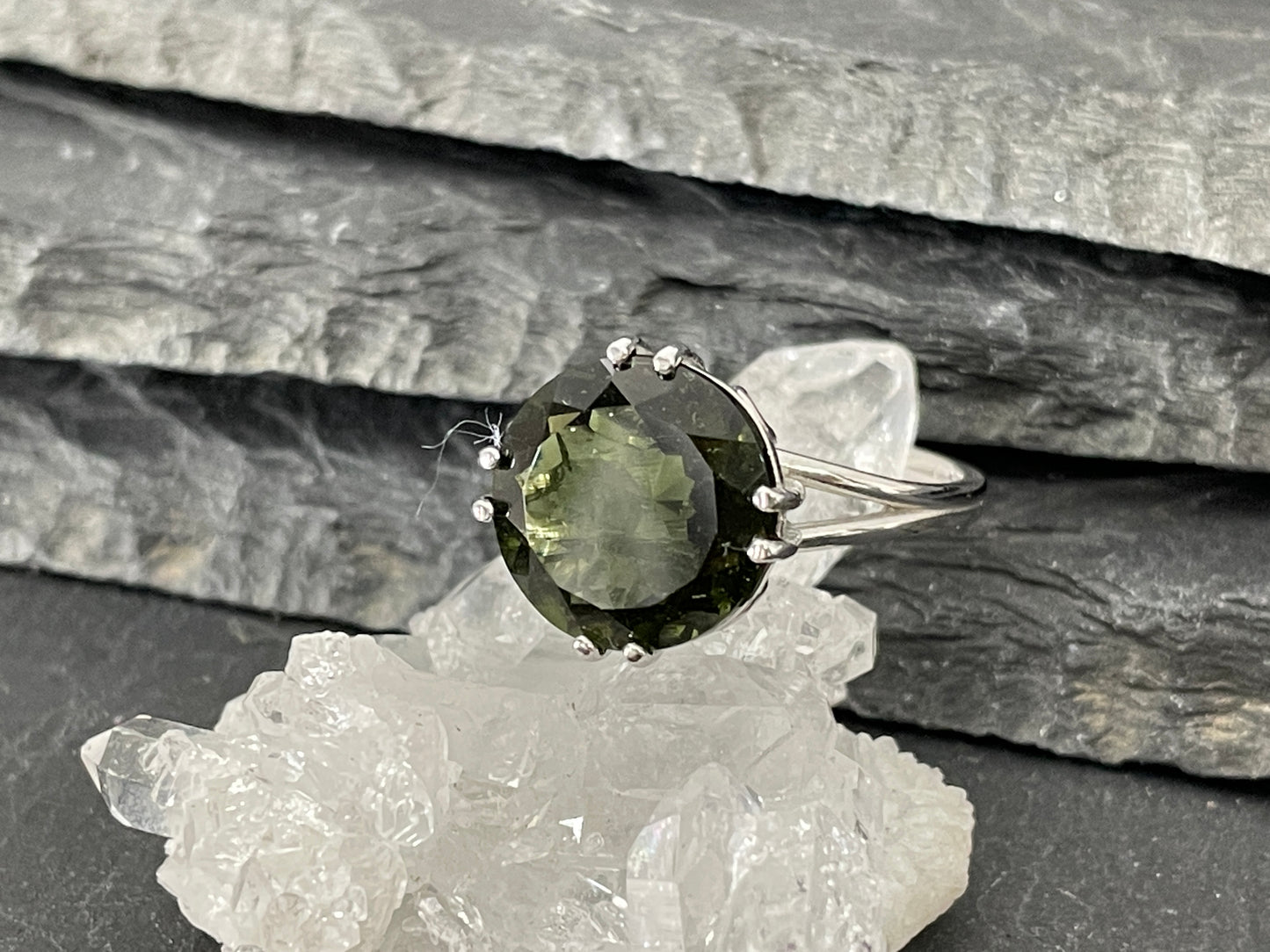 "Sirius" Ring- Moldavite 12mm