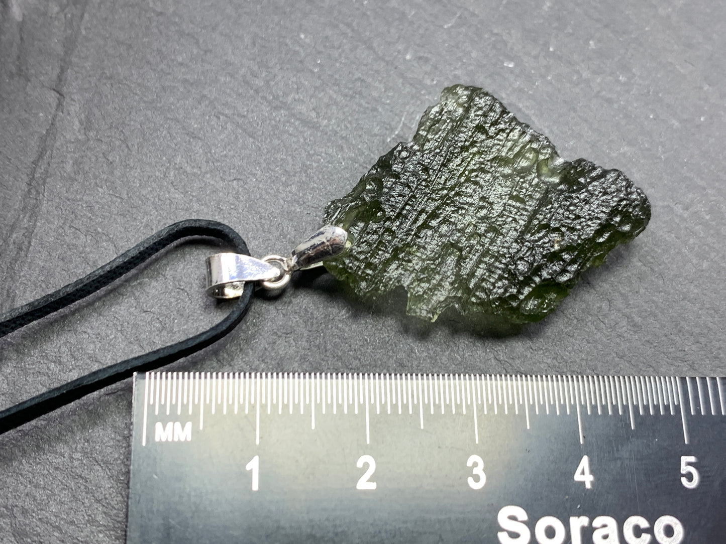 Raw Moldavite pendant 4.2g