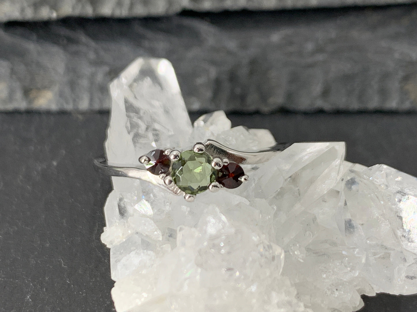 "Vega" - Moldavite & Garnet ring