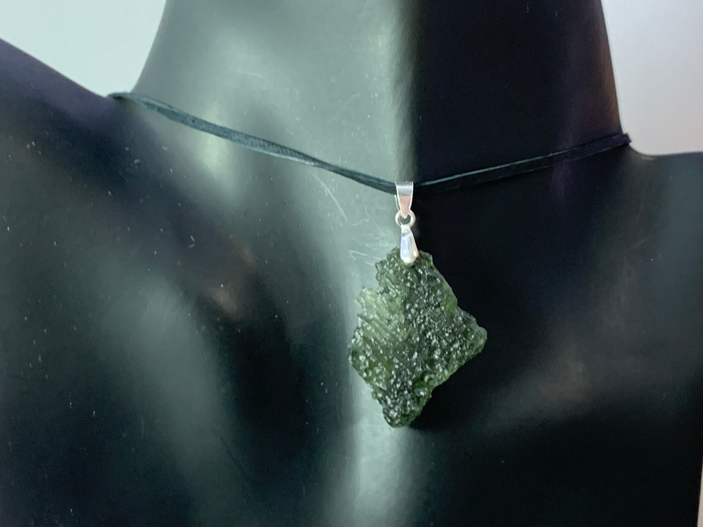 Raw Moldavite pendant 4.2g