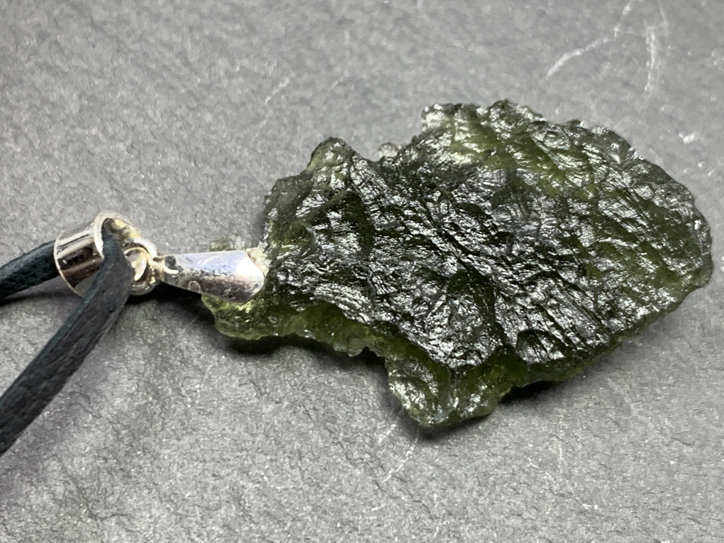 Raw Moldavite pendant 4.3g