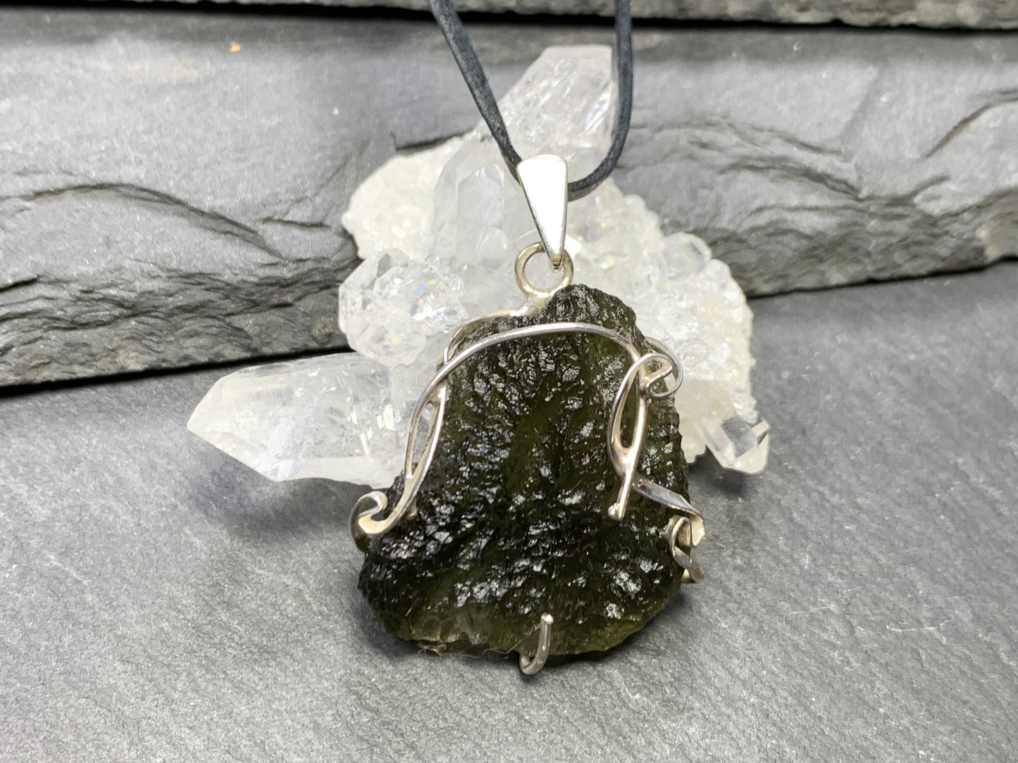 Pendant Raw Moldavite In Silver 6.3g