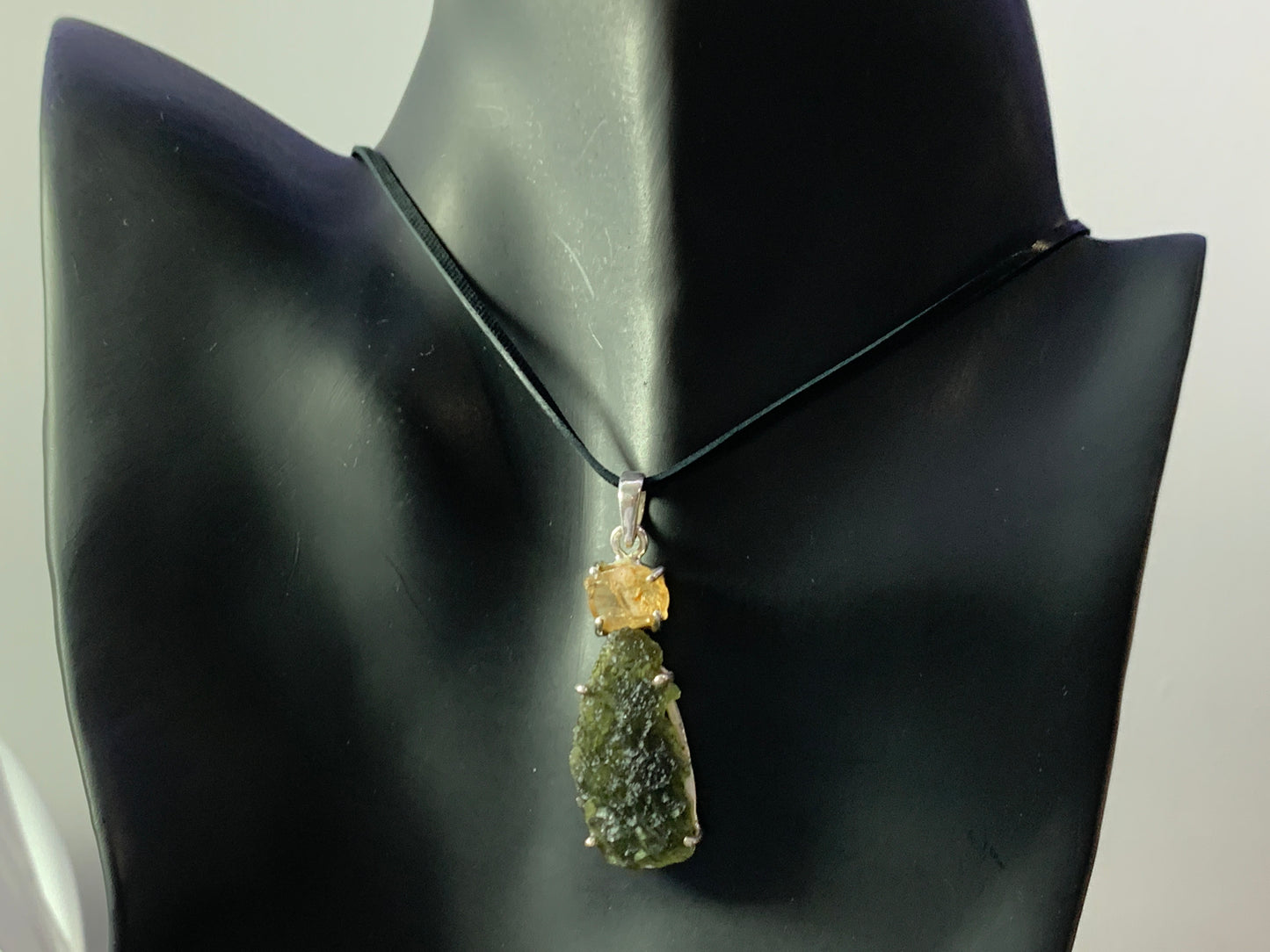 Moldavite & Golden Topaz Pendant 7gr