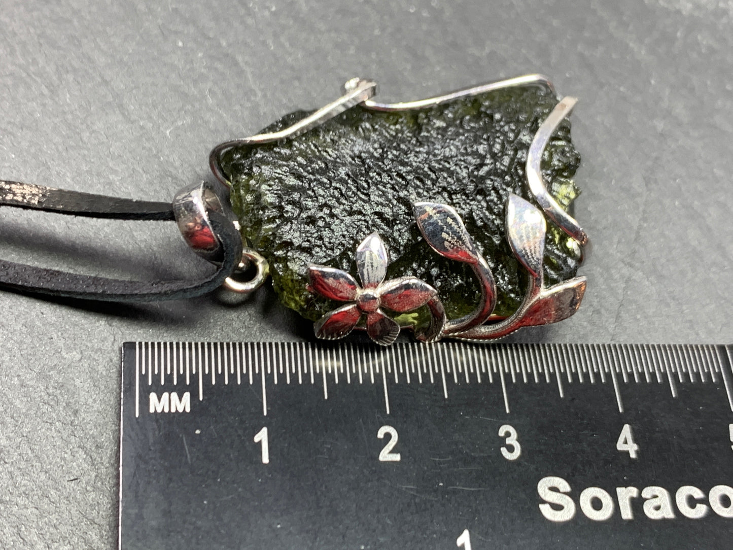 Raw Moldavite pendant with Flower 8.46g