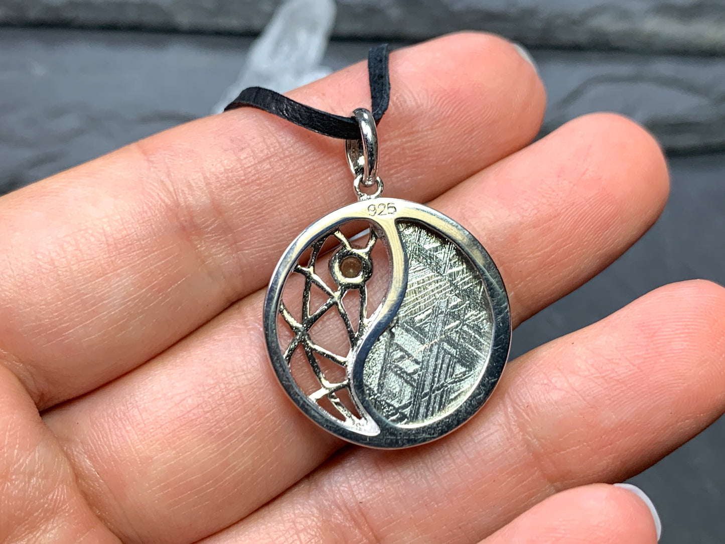 Jing Jang Moldavite & Muonionalusta Meteorite pendant