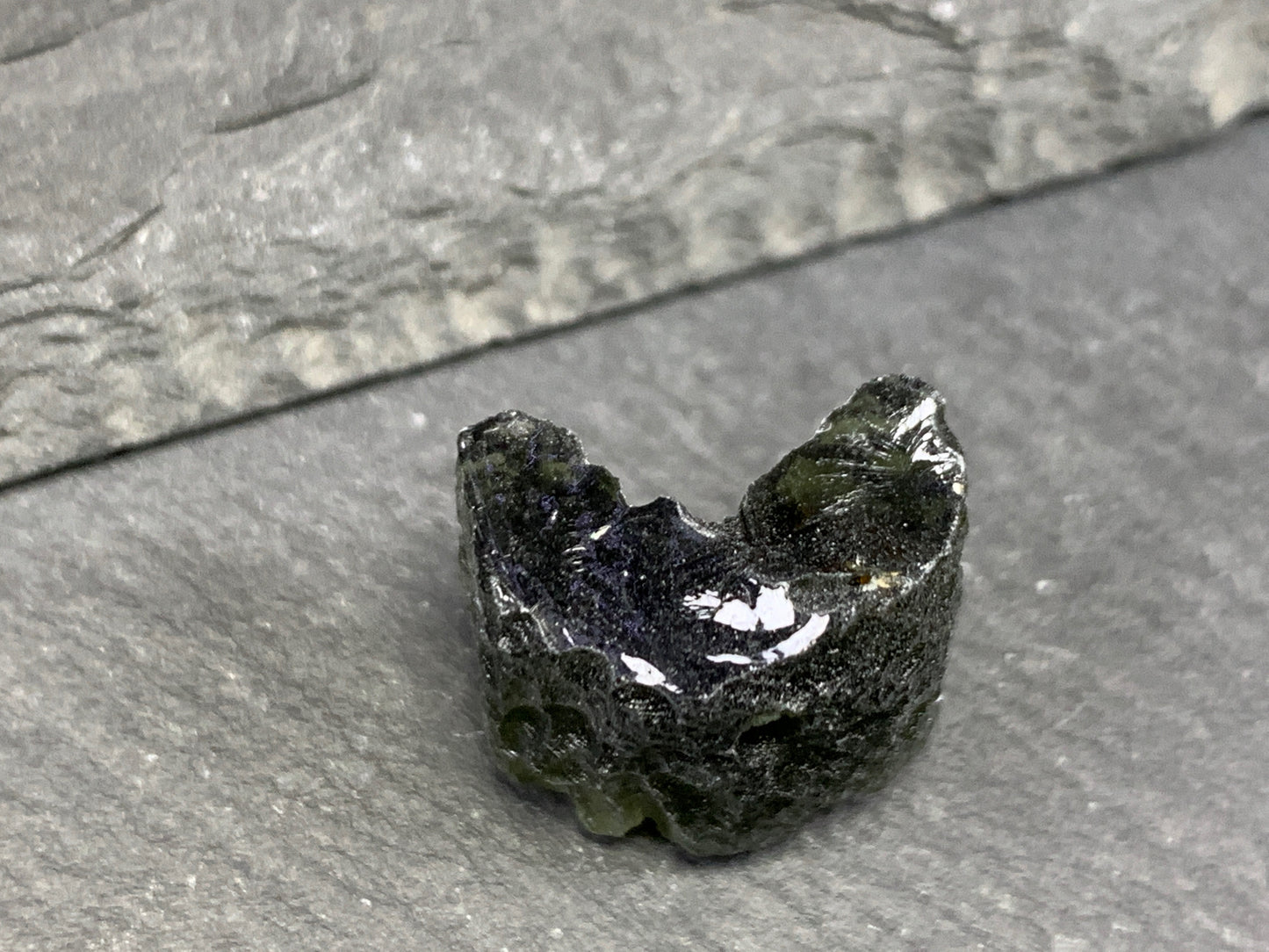 Moldavite 4.04gr - Raw Moldavite from Chlum