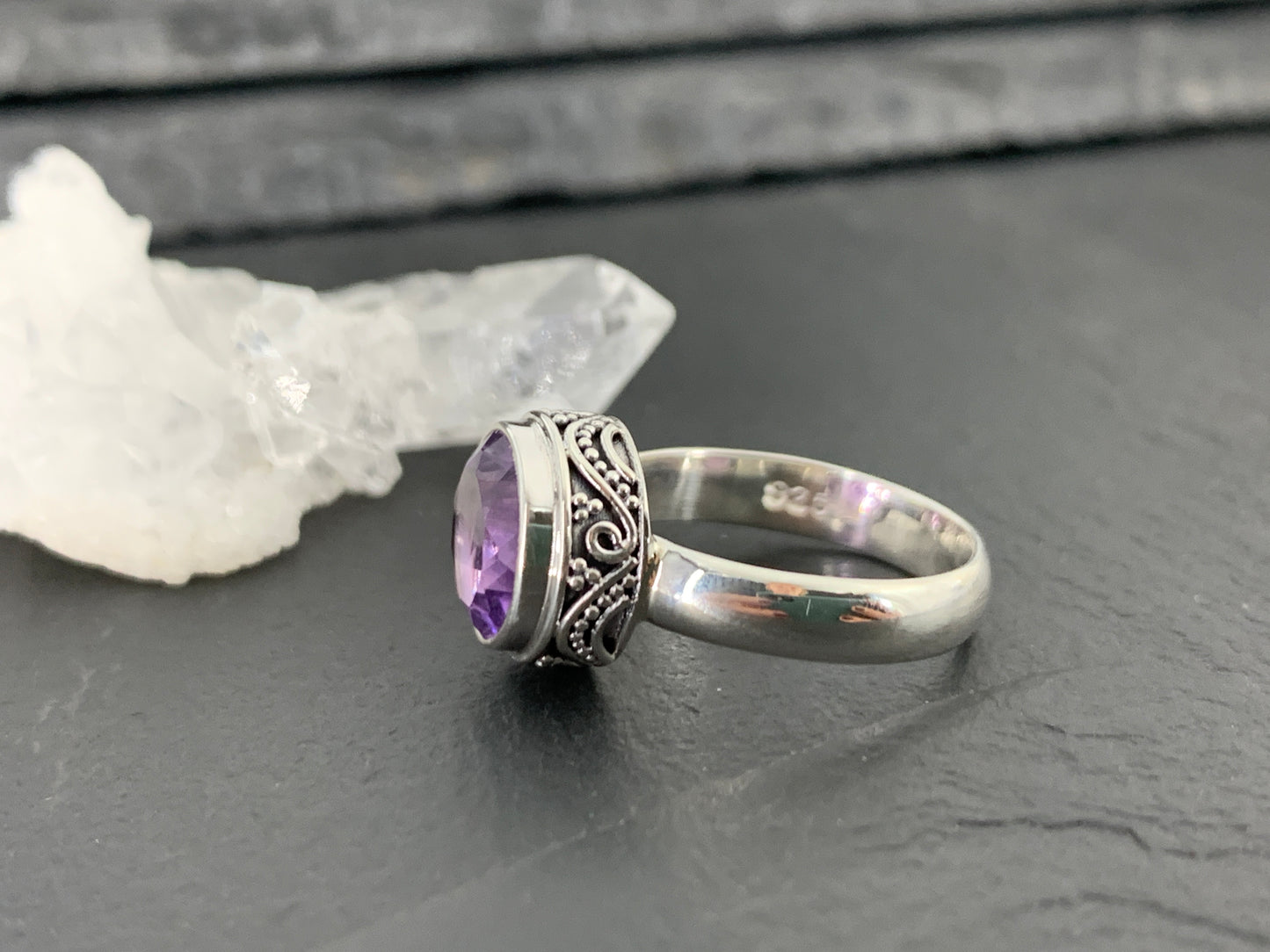 Sterling Silver Amethyst Ring – Vintage Style Round Cut Gemstone Ring – February Birthstone