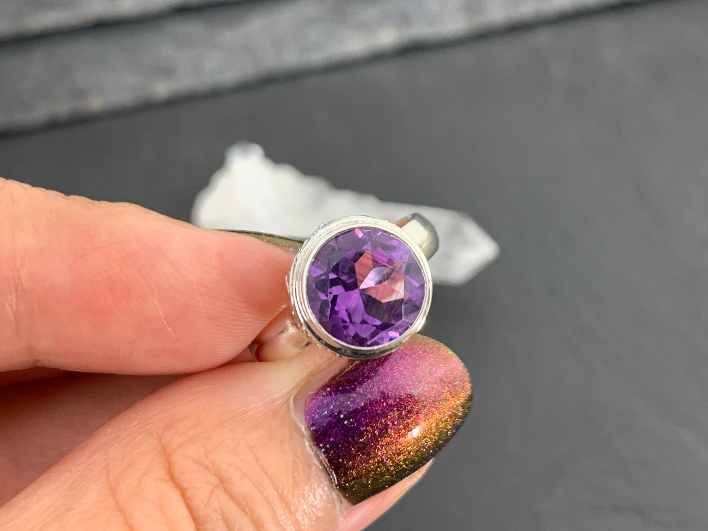 Sterling Silver Amethyst Ring – Vintage Style Round Cut Gemstone Ring – February Birthstone