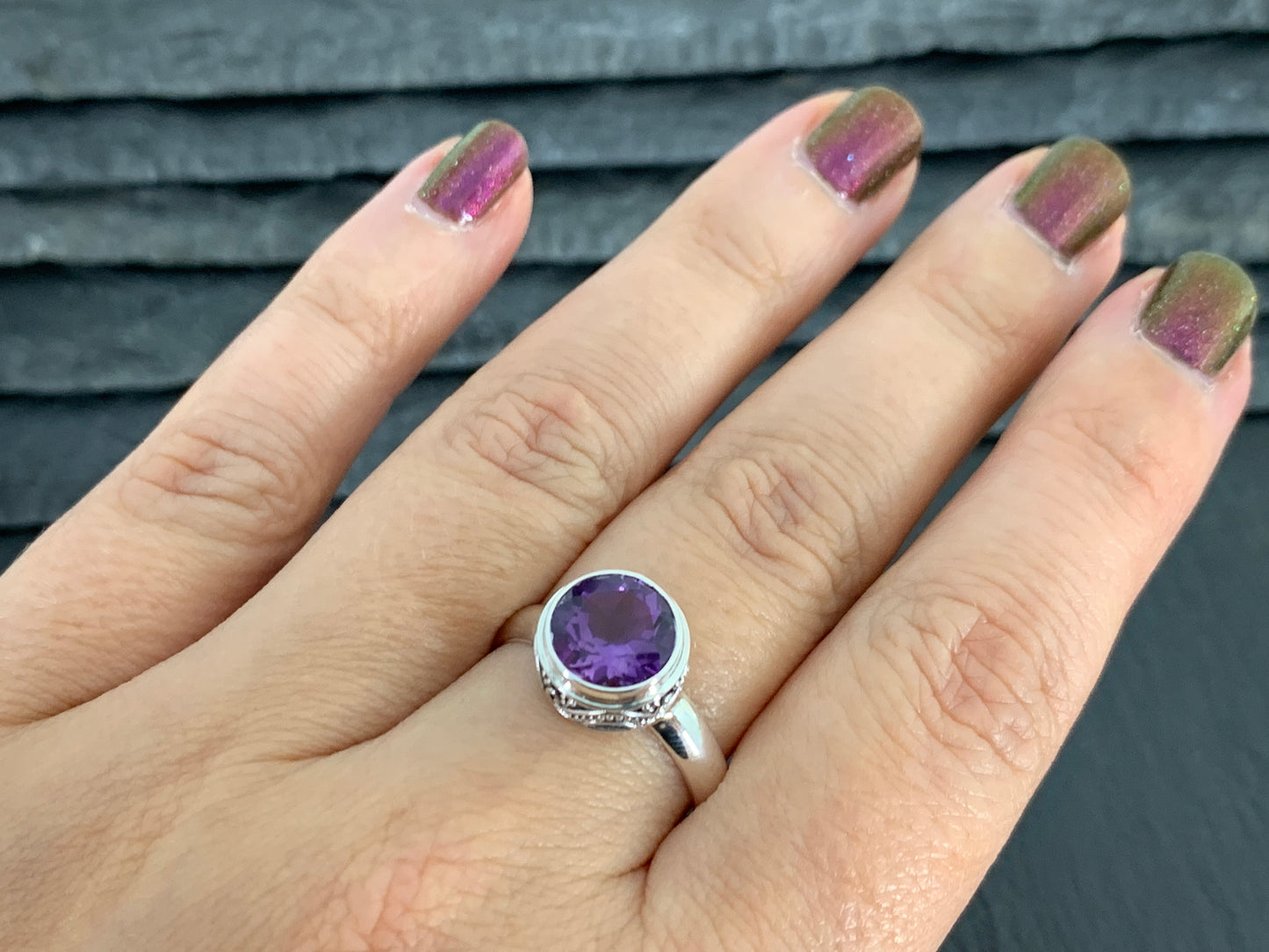 Sterling Silver Amethyst Ring – Vintage Style Round Cut Gemstone Ring – February Birthstone