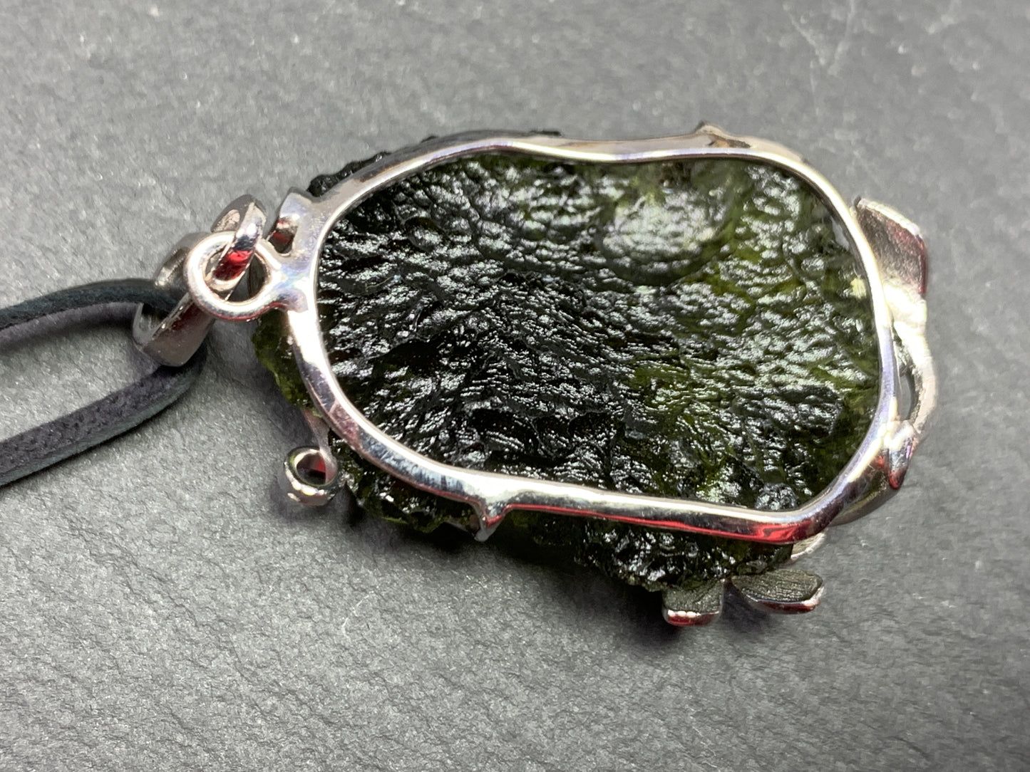 Raw Moldavite pendant with Flower 8.94g