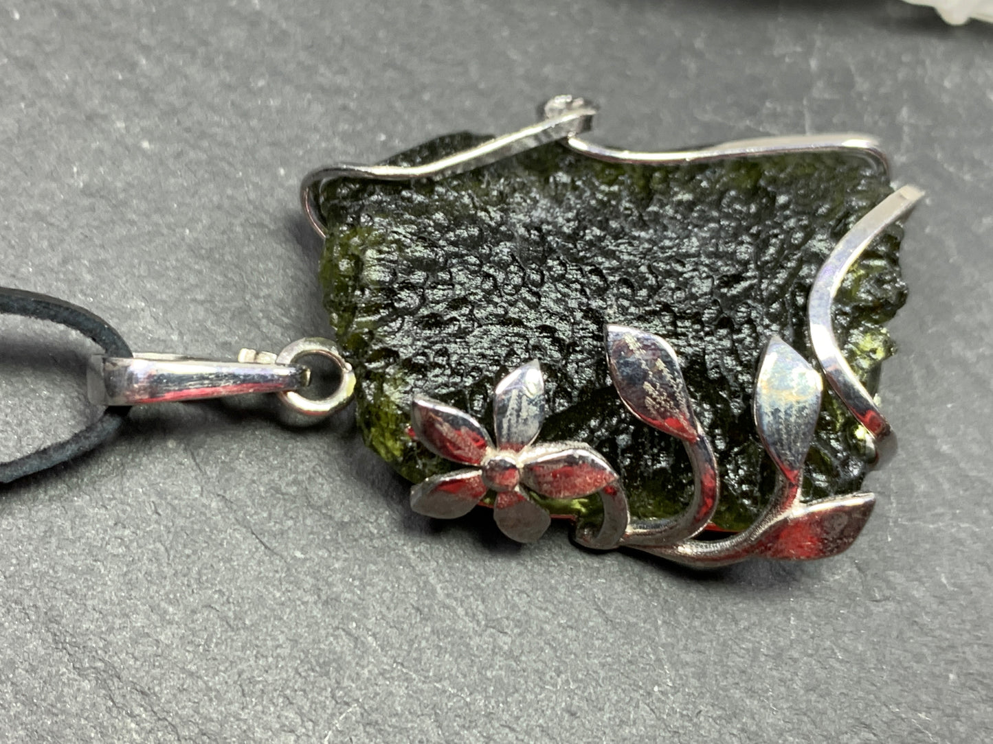 Raw Moldavite pendant with Flower 8.46g